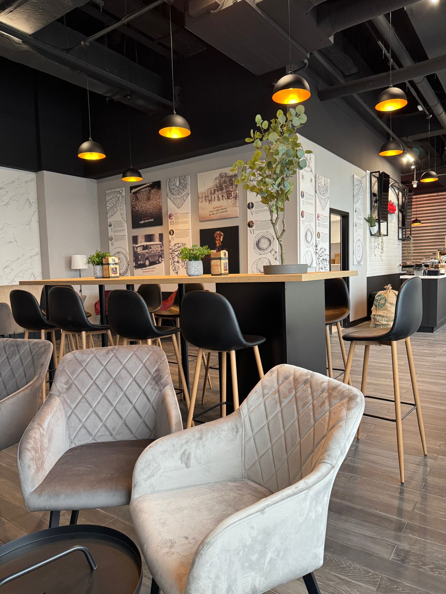 cafe-barbera-colosseum-mall